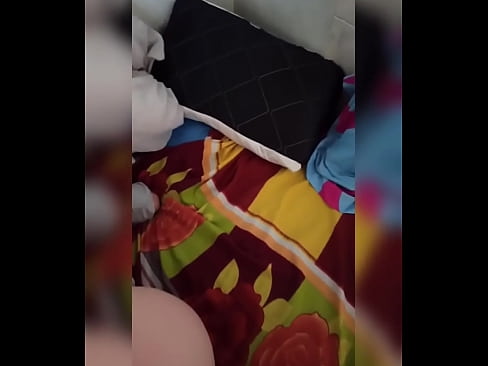 ❤️ Nire gelakidea etxean bakarrik geratzen da, bere senarra oporretara joaten delako eta nik izorratzeko eta ipurdia esnez betetzeko aprobetxatzen dut ❌ Izorra gurean eu.kutjeporno.ru ❌❤