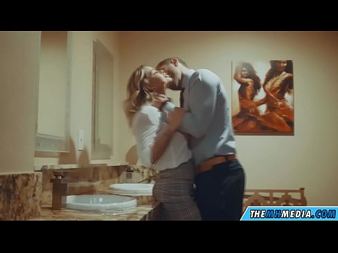 ❤️ Ilehoria busti batek komun publiko batean seduzitzen zaituenean ❌ Izorra gurean eu.kutjeporno.ru ❌❤